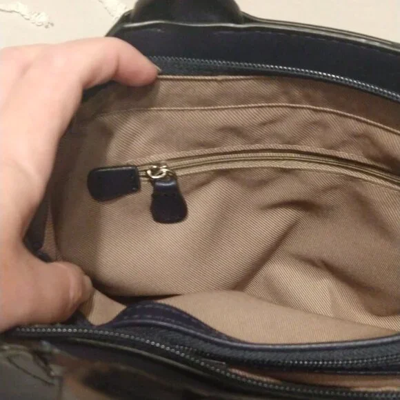 London Fog handbag in Navy Blue - Picture 10 of 16